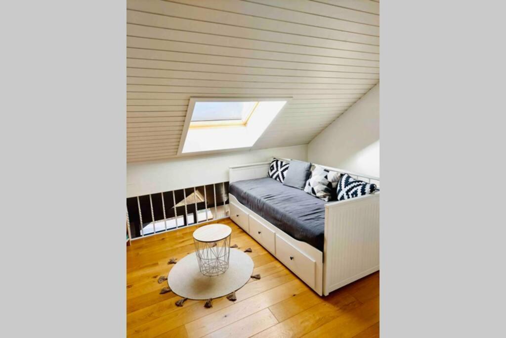 Charmant Et Lumineux Appartement Duplex A تشاميري المظهر الخارجي الصورة